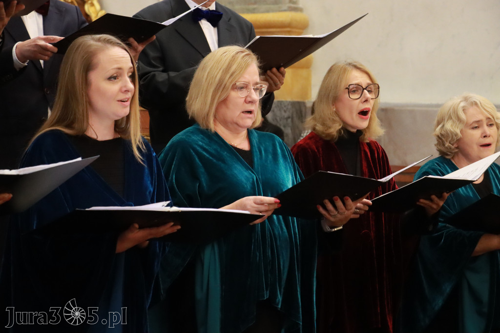 Fotorelacja II: XIV Międzynarodowy Festiwal Chóralnej Pieśni Maryjnej w Koziegłowach