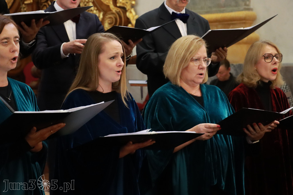 Fotorelacja II: XIV Międzynarodowy Festiwal Chóralnej Pieśni Maryjnej w Koziegłowach