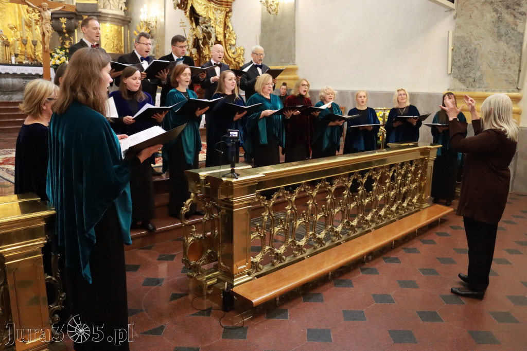 Fotorelacja II: XIV Międzynarodowy Festiwal Chóralnej Pieśni Maryjnej w Koziegłowach
