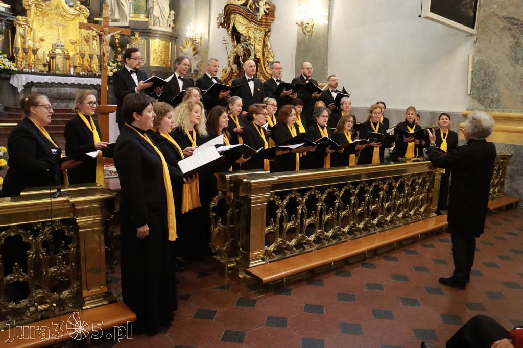 Fotorelacja II: XIV Międzynarodowy Festiwal Chóralnej Pieśni Maryjnej w Koziegłowach