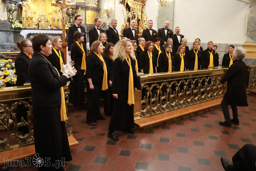 Fotorelacja II: XIV Międzynarodowy Festiwal Chóralnej Pieśni Maryjnej w Koziegłowach