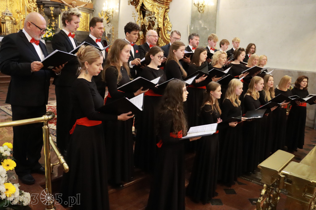 Fotorelacja III: XIV Międzynarodowy Festiwal Chóralnej Pieśni Maryjnej w Koziegłowach