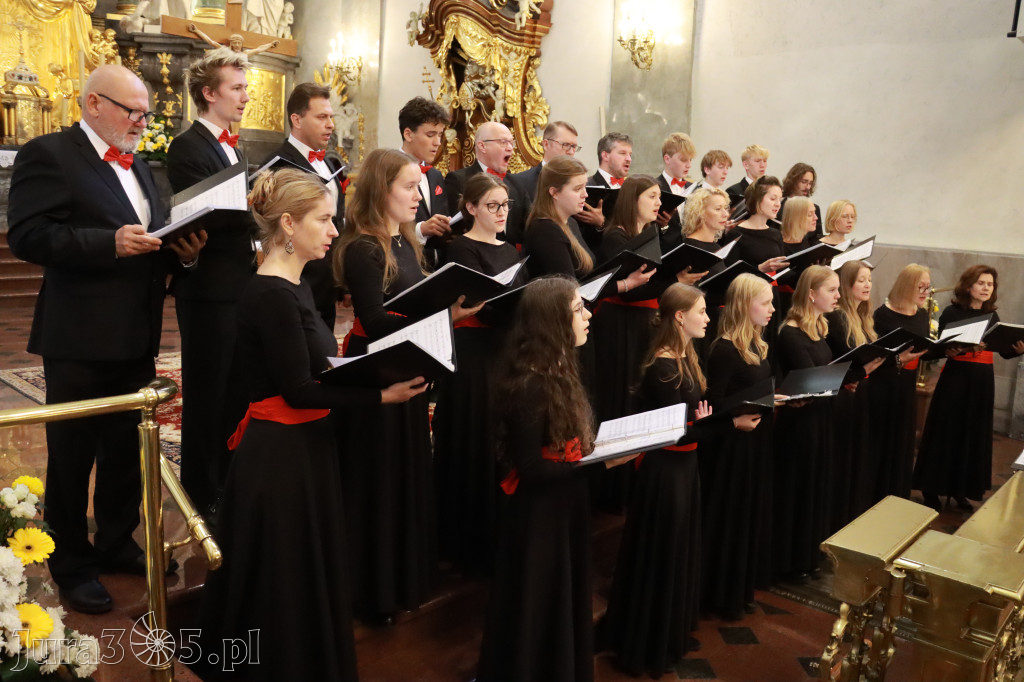 Fotorelacja III: XIV Międzynarodowy Festiwal Chóralnej Pieśni Maryjnej w Koziegłowach