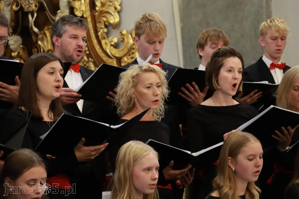 Fotorelacja III: XIV Międzynarodowy Festiwal Chóralnej Pieśni Maryjnej w Koziegłowach