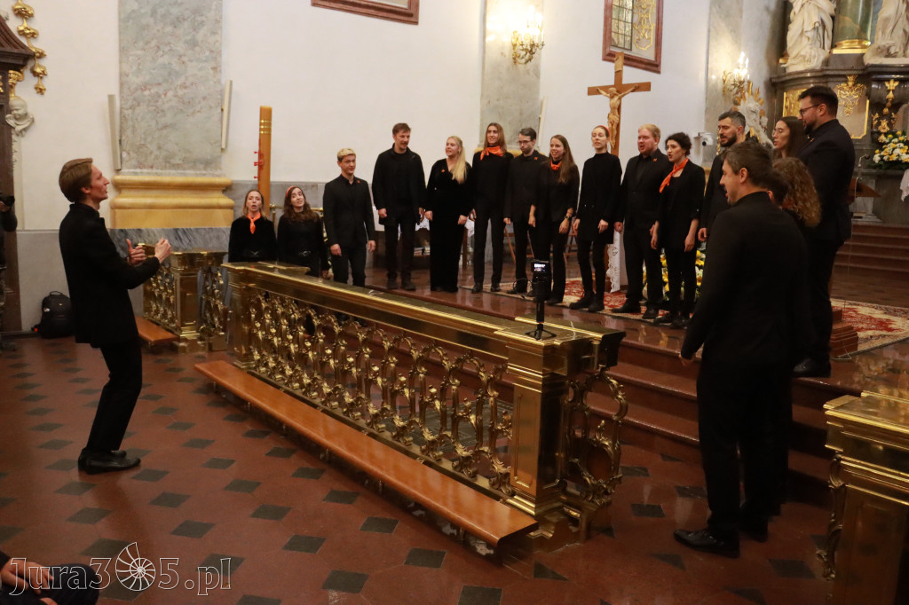 Fotorelacja III: XIV Międzynarodowy Festiwal Chóralnej Pieśni Maryjnej w Koziegłowach