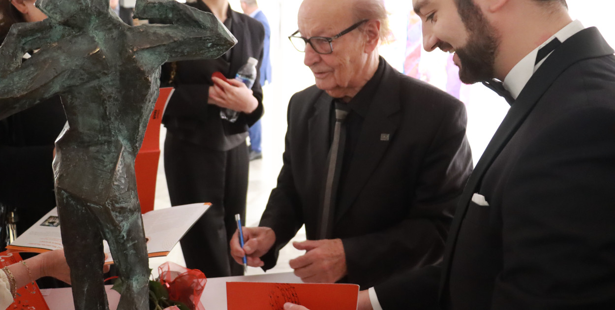 Fotorelacja: Wernisaż „I każdy może to zobaczyć - OD FIGURACJI DO ABSTRAKCJI” w MOK Zawiercie