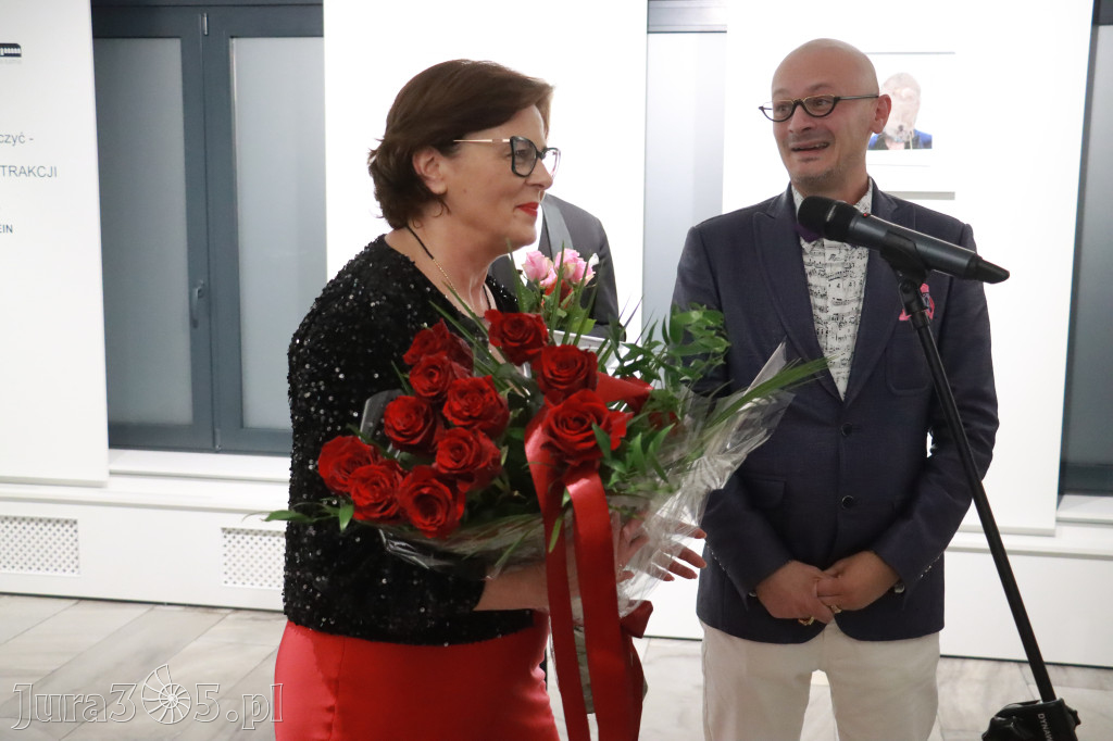 Fotorelacja: Wernisaż „I każdy może to zobaczyć - OD FIGURACJI DO ABSTRAKCJI” w MOK Zawiercie