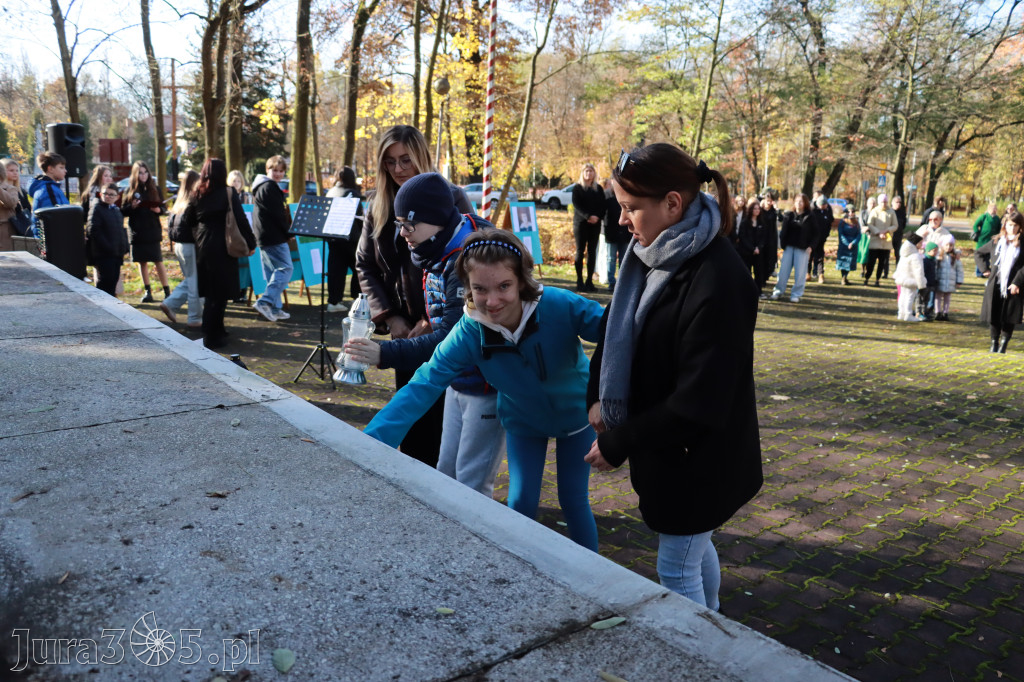 Fotorelacja: Spacer Pamięci - Zawiercie 2025