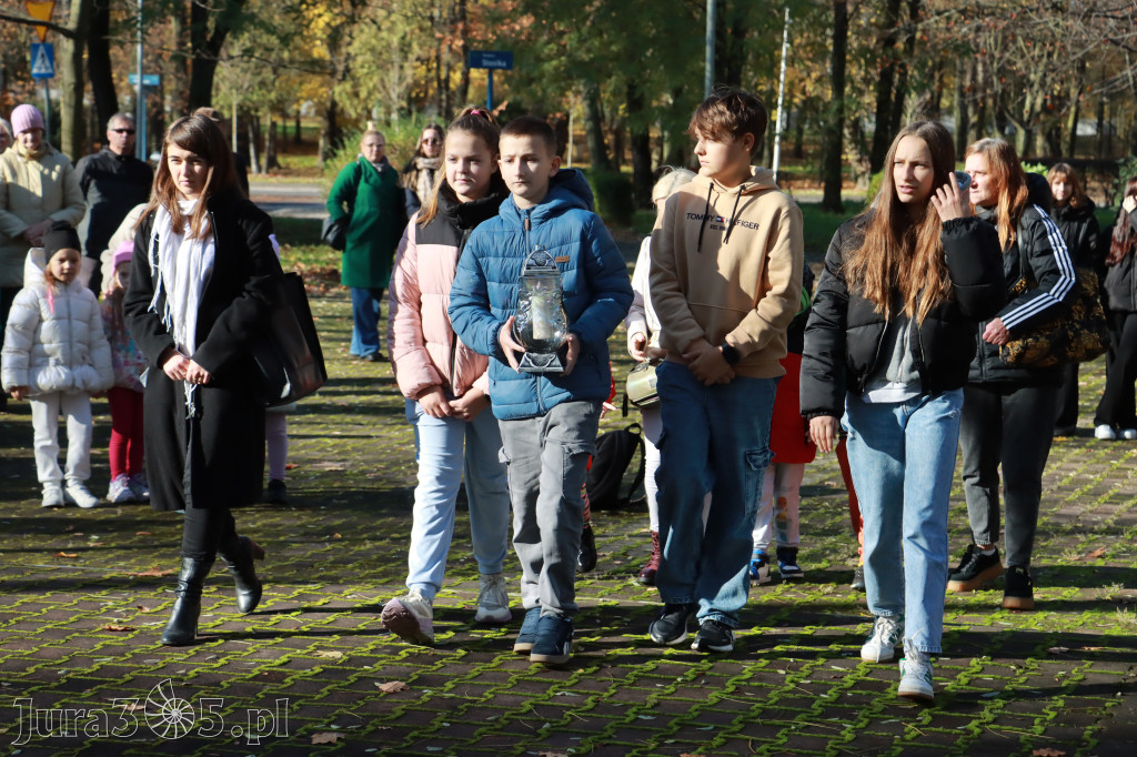 Fotorelacja: Spacer Pamięci - Zawiercie 2025