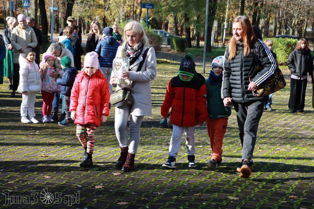 Fotorelacja: Spacer Pamięci - Zawiercie 2025