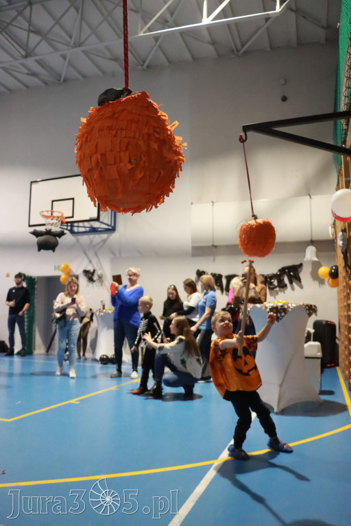 Fotorelacja: Dynia Party w MOSiR Myszków!