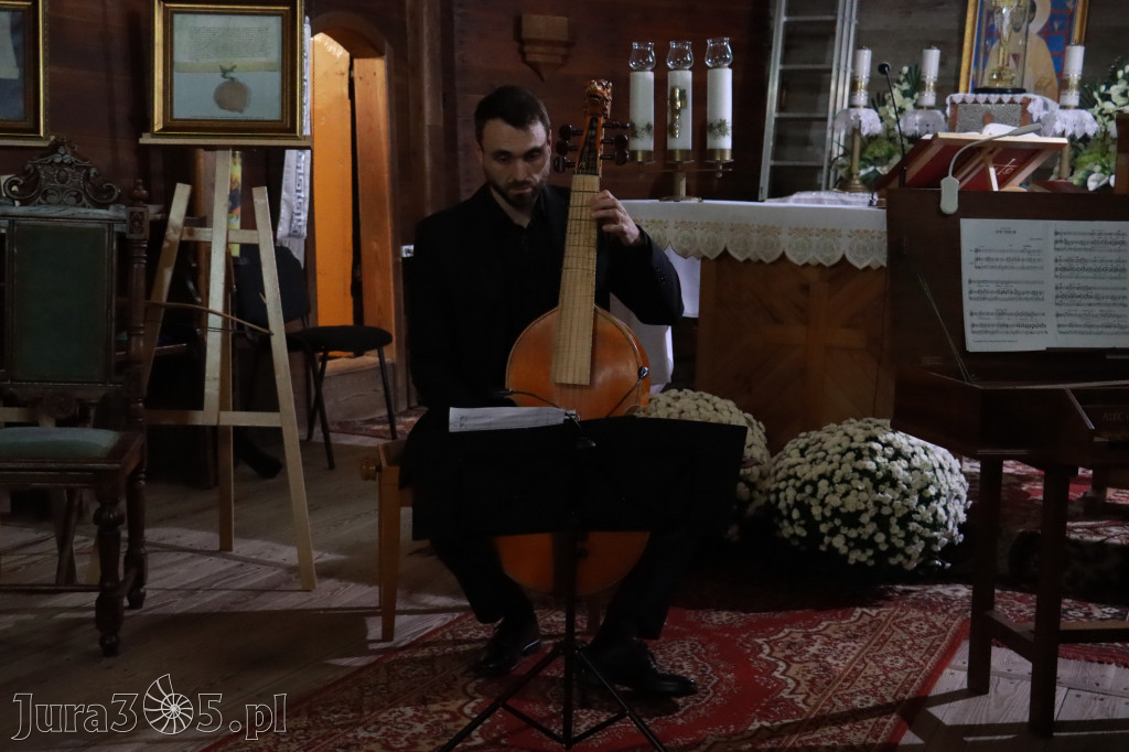 Fotorelacja: Koncert Zaduszny DLA NICH w Cynkowie Gmina Koziegłowy