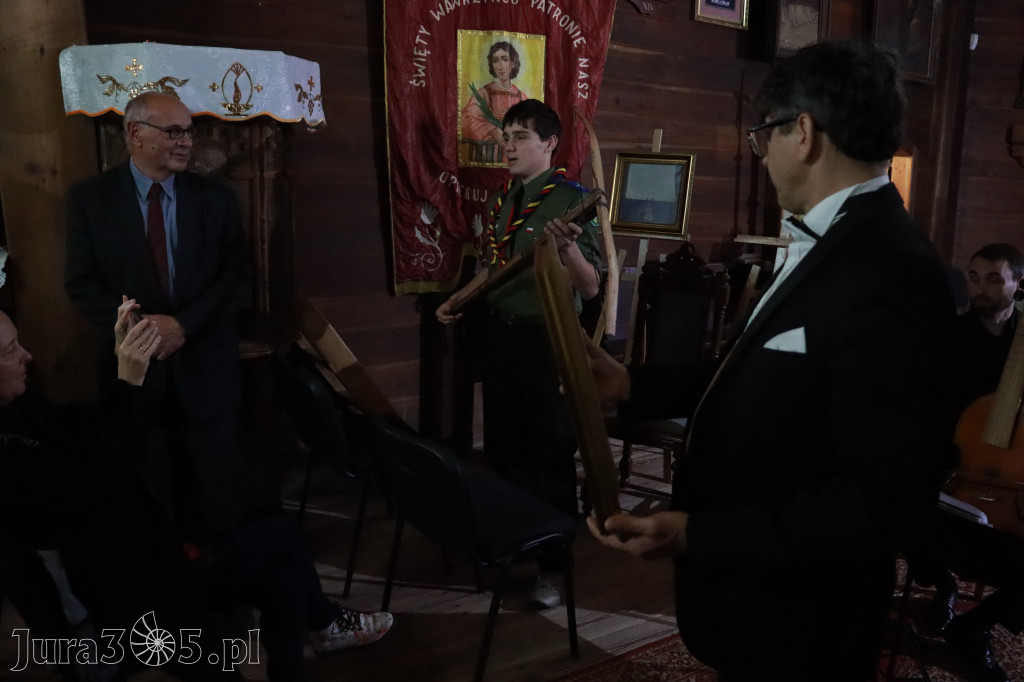 Fotorelacja: Koncert Zaduszny DLA NICH w Cynkowie Gmina Koziegłowy