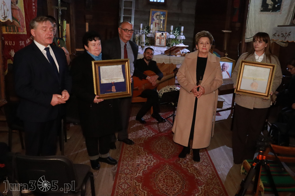 Fotorelacja: Koncert Zaduszny DLA NICH w Cynkowie Gmina Koziegłowy