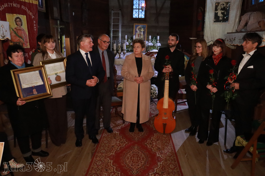 Fotorelacja: Koncert Zaduszny DLA NICH w Cynkowie Gmina Koziegłowy