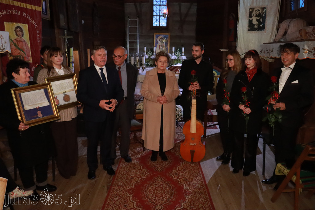 Fotorelacja: Koncert Zaduszny DLA NICH w Cynkowie Gmina Koziegłowy
