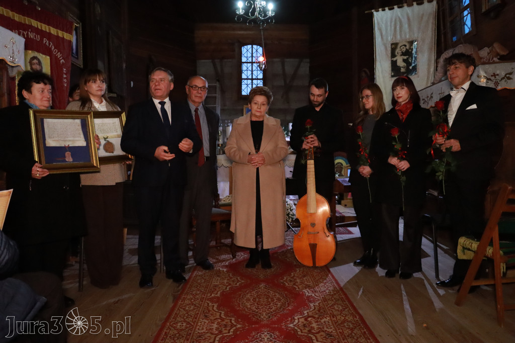Fotorelacja: Koncert Zaduszny DLA NICH w Cynkowie Gmina Koziegłowy