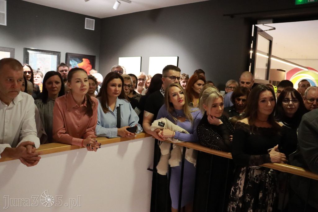 Fotorelacja: Wernisaż TRZY SERCA JEDEN ŚWIAT w MOK Zawiercie