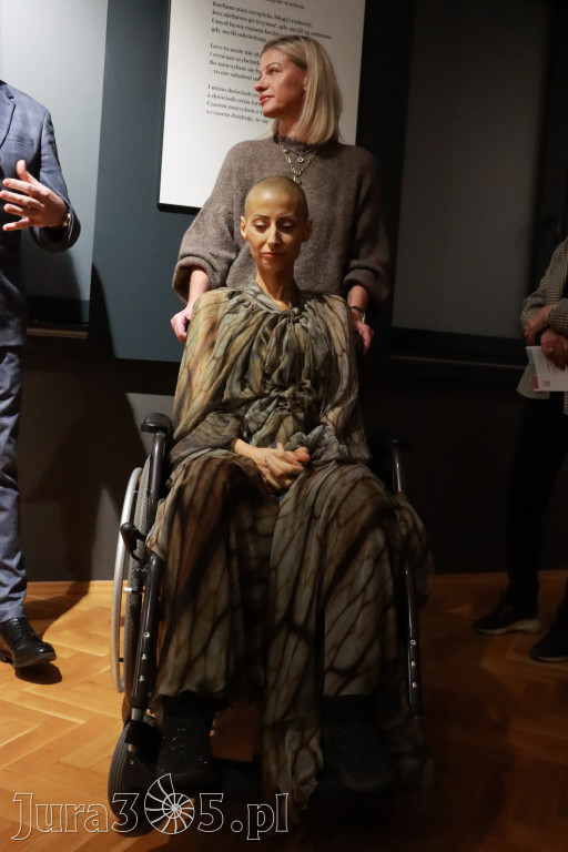 Fotorelacja: Wernisaż TRZY SERCA JEDEN ŚWIAT w MOK Zawiercie