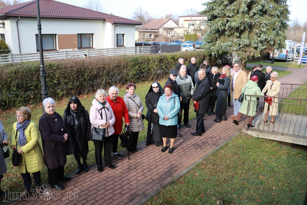 Fotorelacja: Odsłonięcie tablicy pamiątkowej oraz Biała Sobota w Poraju