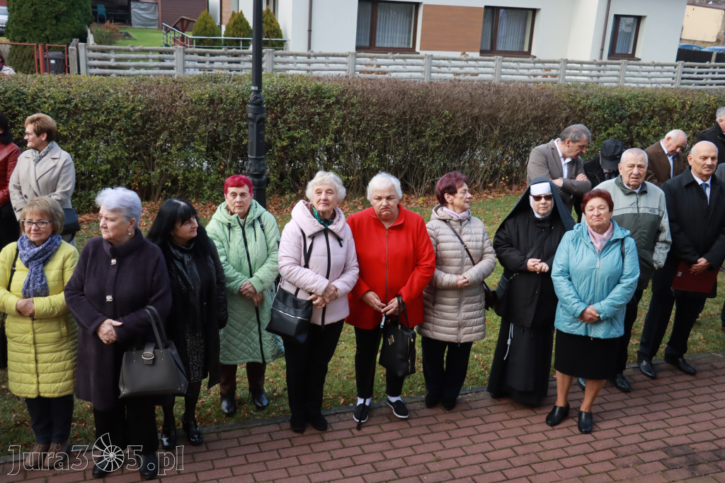 Fotorelacja: Odsłonięcie tablicy pamiątkowej oraz Biała Sobota w Poraju