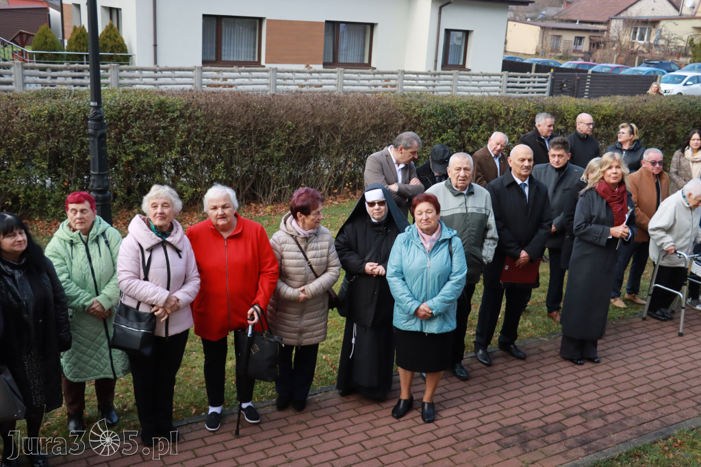 Fotorelacja: Odsłonięcie tablicy pamiątkowej oraz Biała Sobota w Poraju