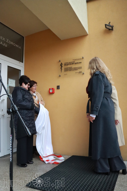 Fotorelacja: Odsłonięcie tablicy pamiątkowej oraz Biała Sobota w Poraju