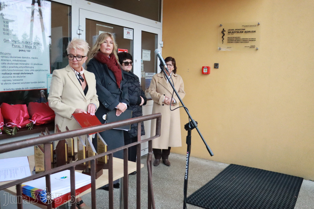 Fotorelacja: Odsłonięcie tablicy pamiątkowej oraz Biała Sobota w Poraju