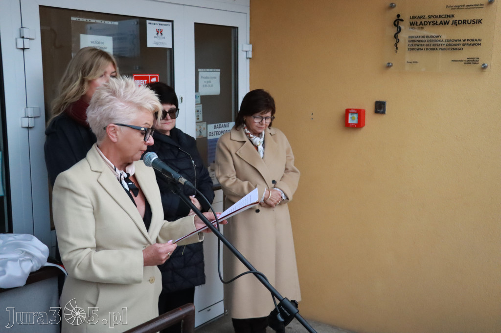 Fotorelacja: Odsłonięcie tablicy pamiątkowej oraz Biała Sobota w Poraju