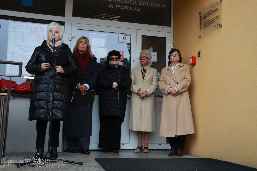 Fotorelacja: Odsłonięcie tablicy pamiątkowej oraz Biała Sobota w Poraju