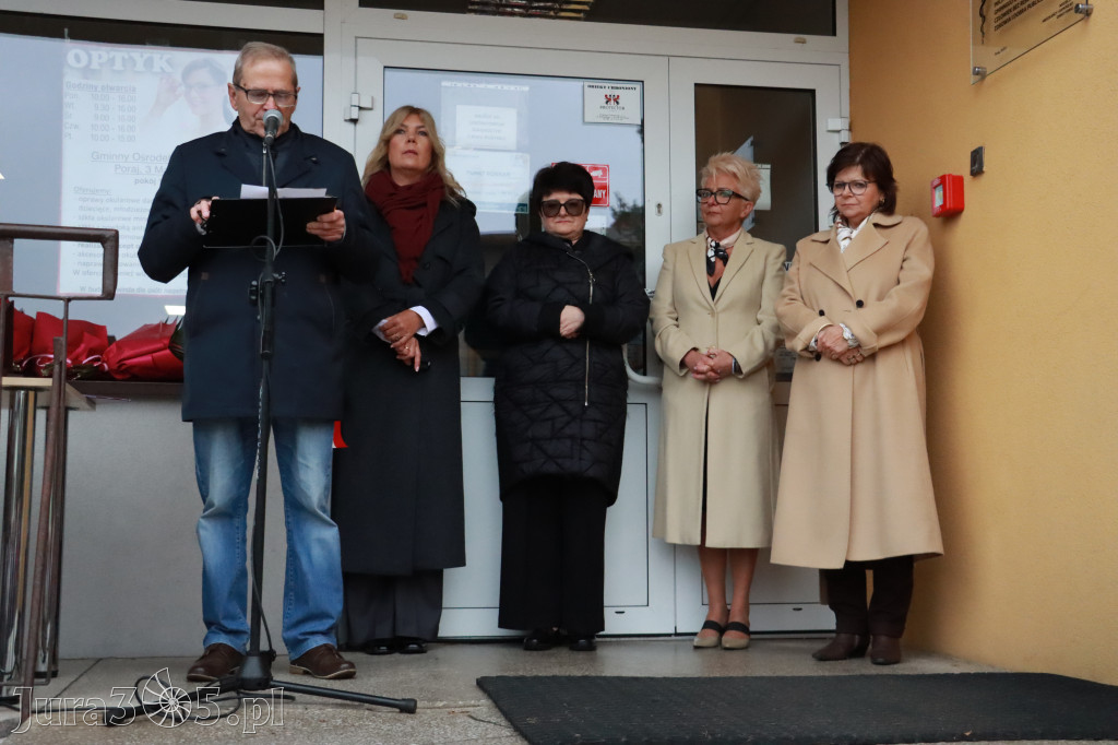 Fotorelacja: Odsłonięcie tablicy pamiątkowej oraz Biała Sobota w Poraju