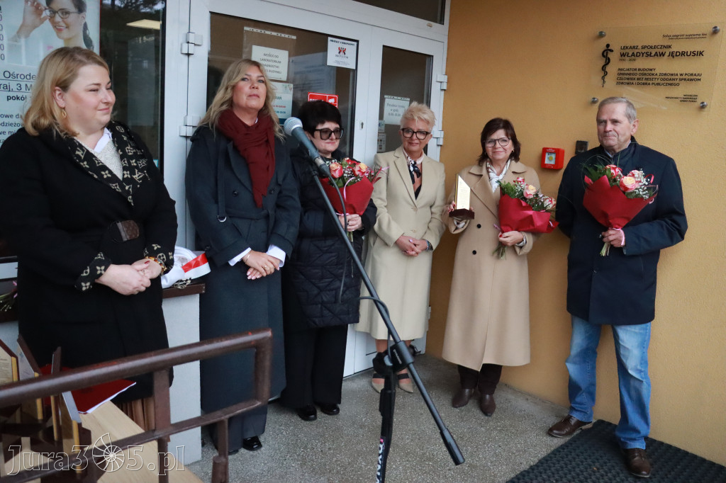 Fotorelacja: Odsłonięcie tablicy pamiątkowej oraz Biała Sobota w Poraju