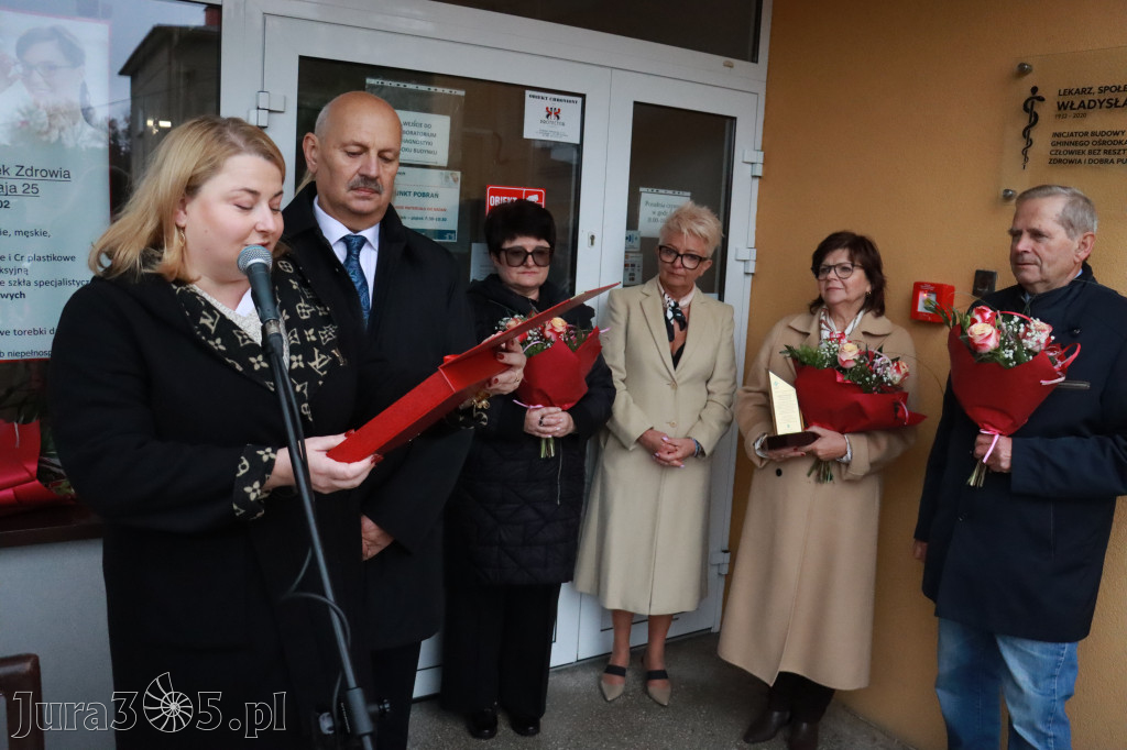 Fotorelacja: Odsłonięcie tablicy pamiątkowej oraz Biała Sobota w Poraju