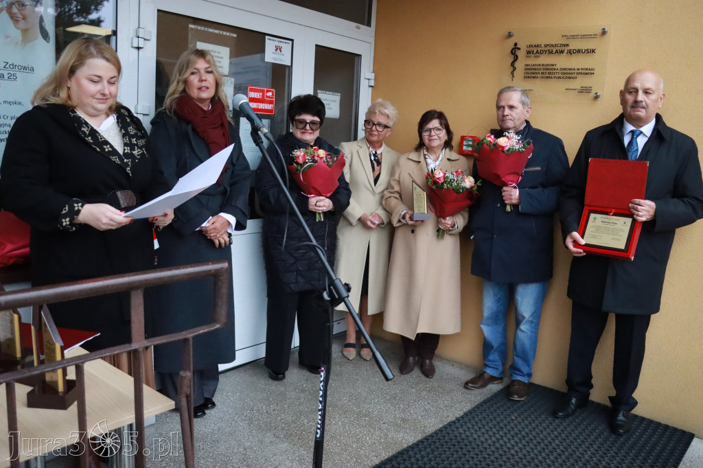 Fotorelacja: Odsłonięcie tablicy pamiątkowej oraz Biała Sobota w Poraju