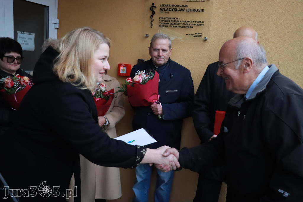 Fotorelacja: Odsłonięcie tablicy pamiątkowej oraz Biała Sobota w Poraju