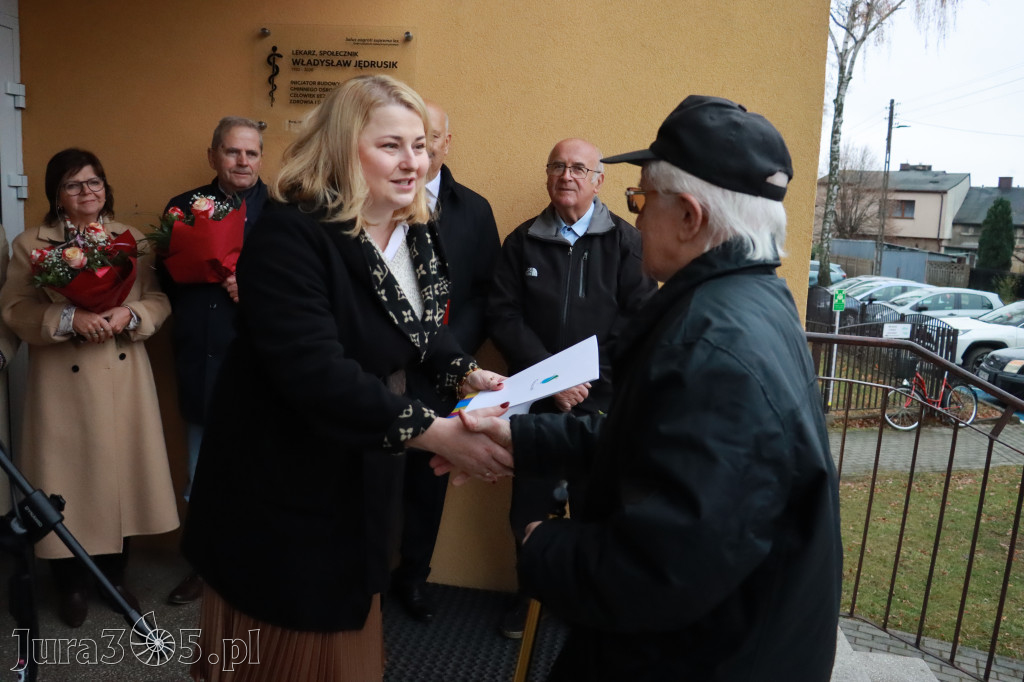 Fotorelacja: Odsłonięcie tablicy pamiątkowej oraz Biała Sobota w Poraju
