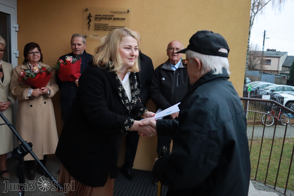 Fotorelacja: Odsłonięcie tablicy pamiątkowej oraz Biała Sobota w Poraju