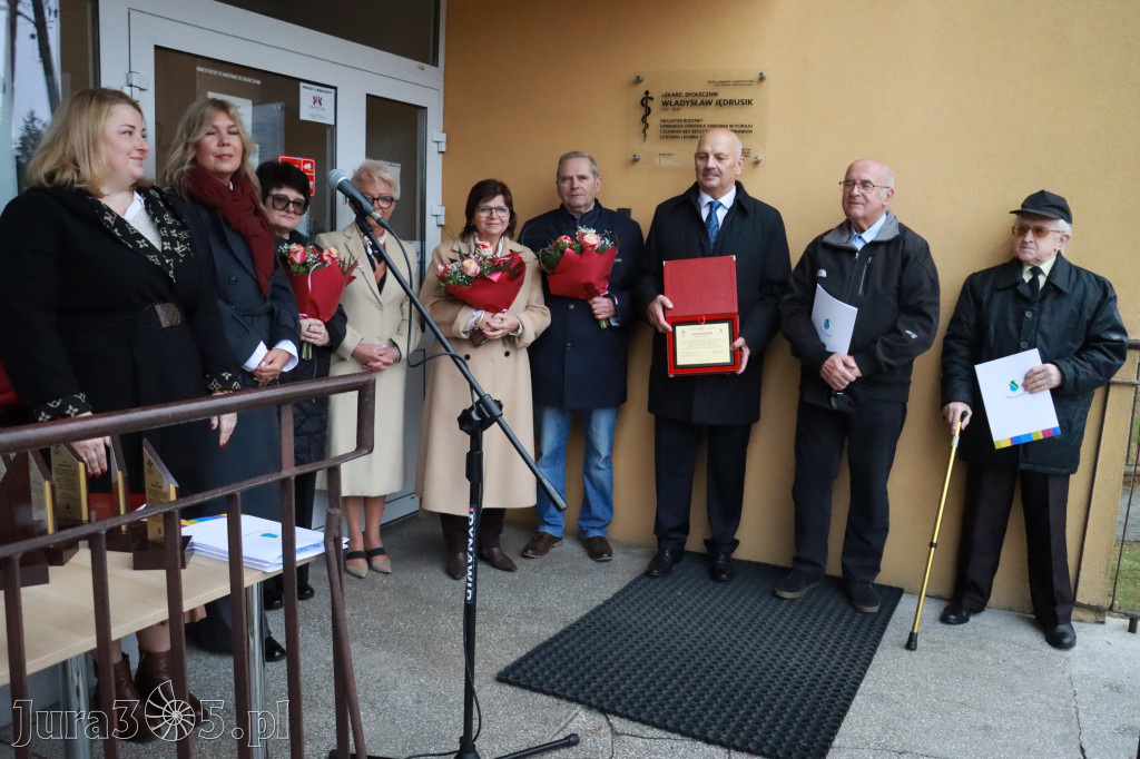 Fotorelacja: Odsłonięcie tablicy pamiątkowej oraz Biała Sobota w Poraju