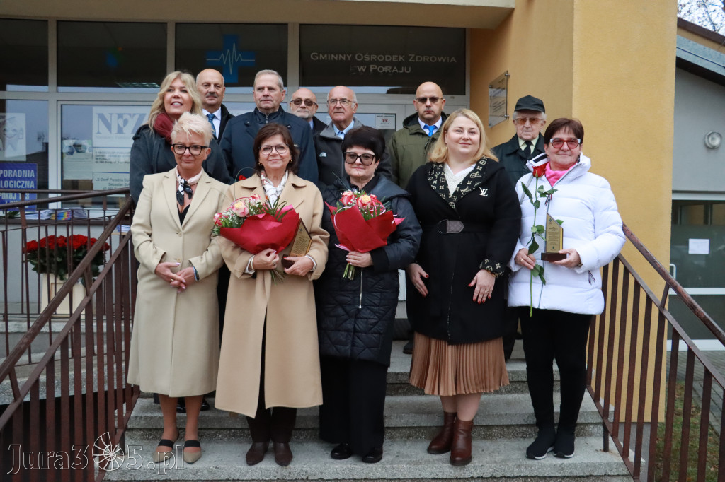 Fotorelacja: Odsłonięcie tablicy pamiątkowej oraz Biała Sobota w Poraju