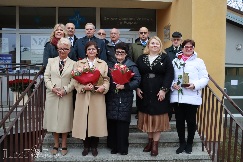 Fotorelacja: Odsłonięcie tablicy pamiątkowej oraz Biała Sobota w Poraju
