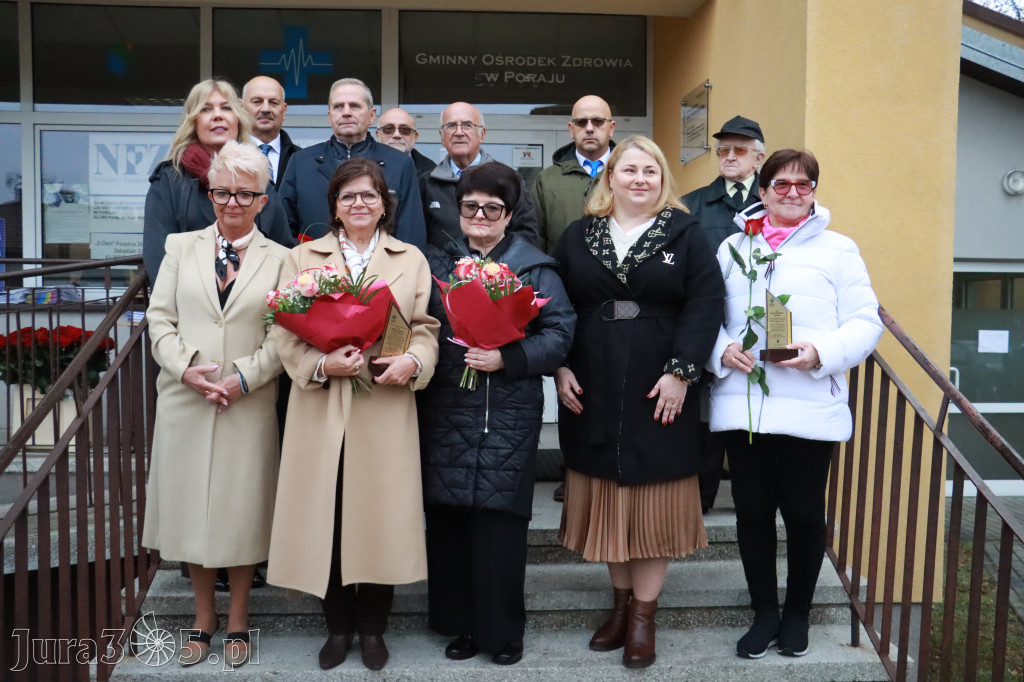Fotorelacja: Odsłonięcie tablicy pamiątkowej oraz Biała Sobota w Poraju