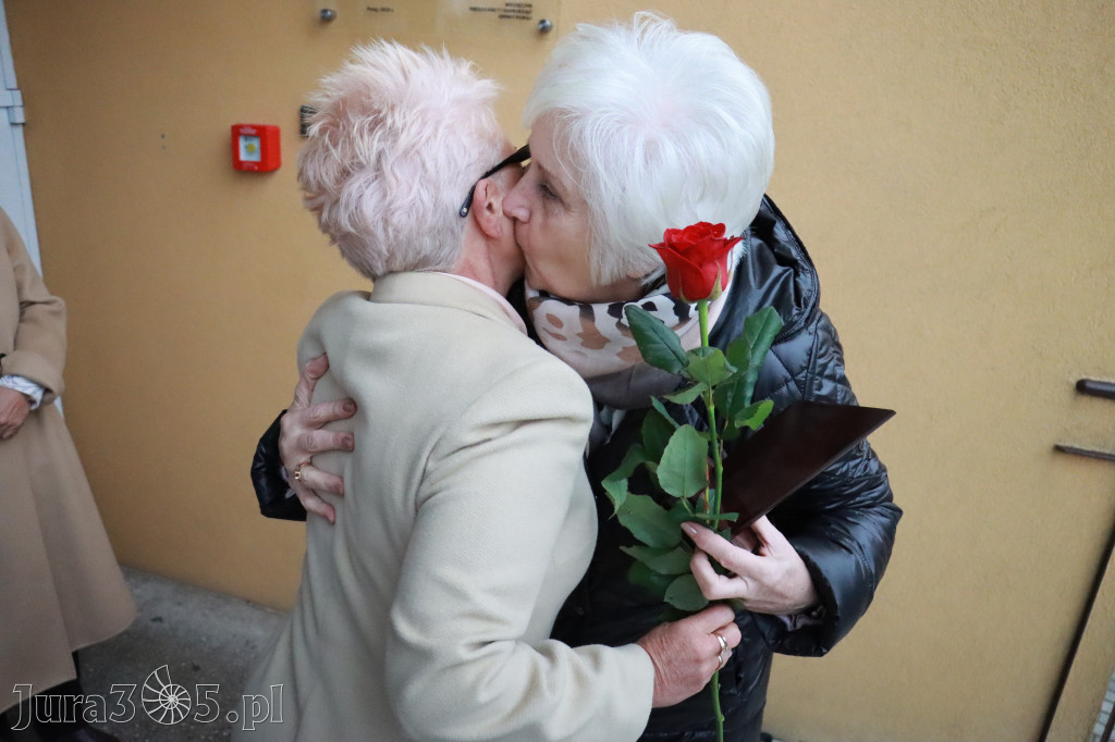 Fotorelacja: Odsłonięcie tablicy pamiątkowej oraz Biała Sobota w Poraju