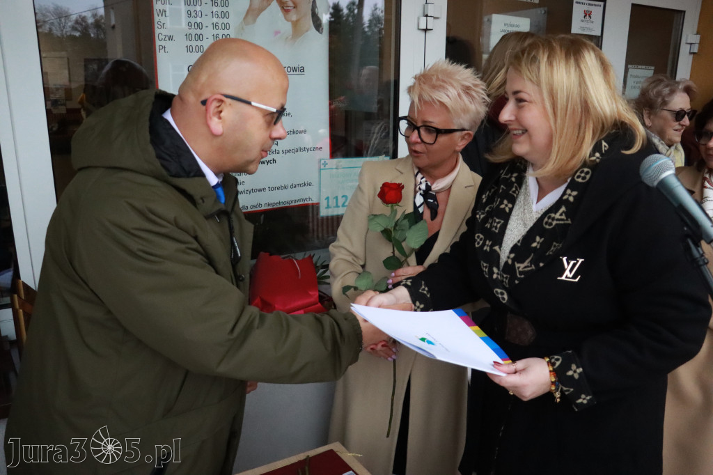 Fotorelacja: Odsłonięcie tablicy pamiątkowej oraz Biała Sobota w Poraju