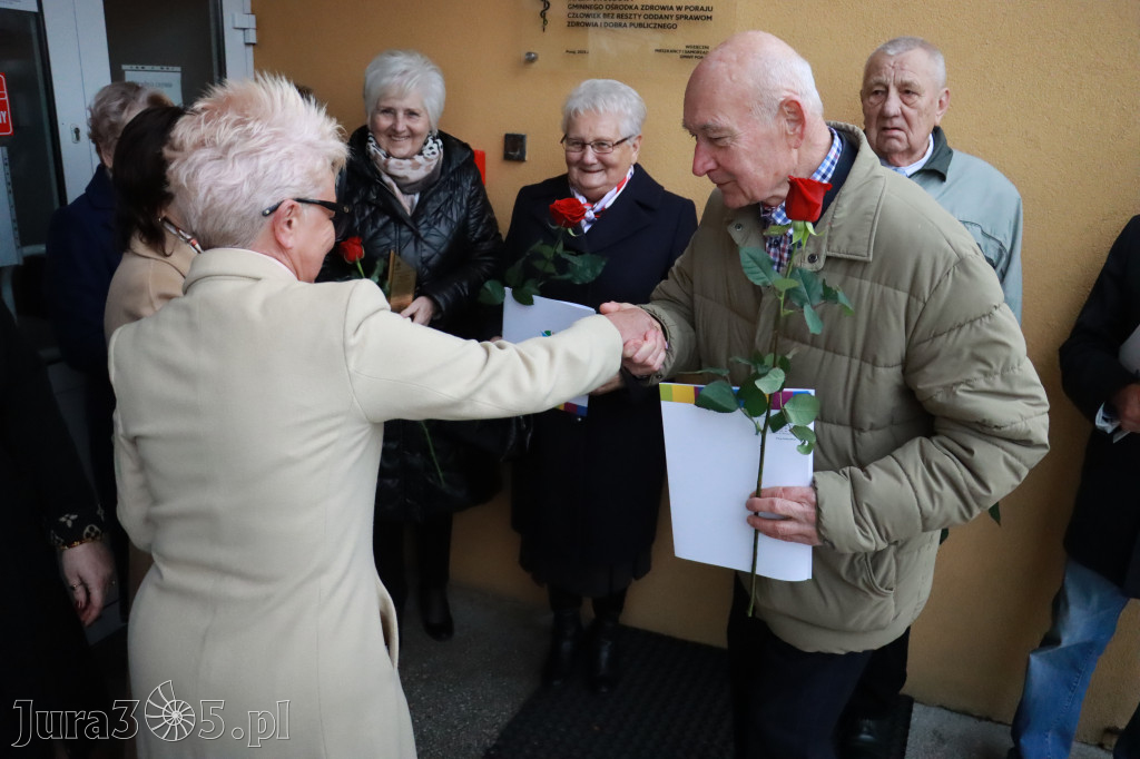 Fotorelacja: Odsłonięcie tablicy pamiątkowej oraz Biała Sobota w Poraju
