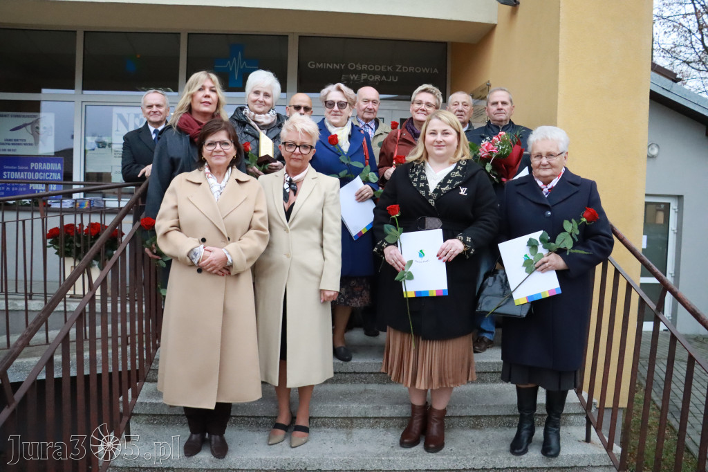 Fotorelacja: Odsłonięcie tablicy pamiątkowej oraz Biała Sobota w Poraju
