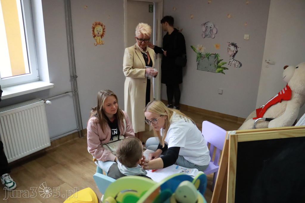Fotorelacja: Odsłonięcie tablicy pamiątkowej oraz Biała Sobota w Poraju