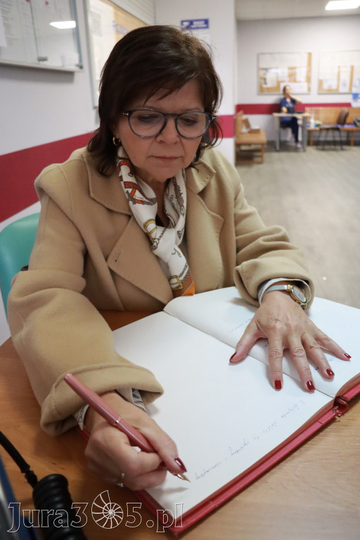 Fotorelacja: Odsłonięcie tablicy pamiątkowej oraz Biała Sobota w Poraju