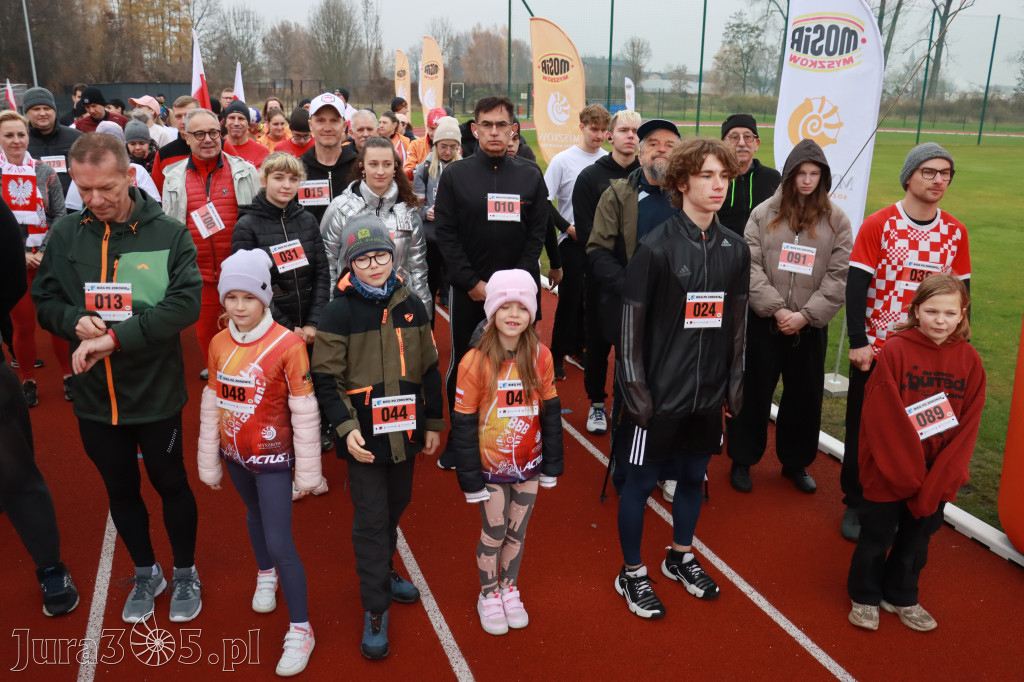 Fotorelacja: Bieg z okazji Dnia Niepodległości – Myszków 2025