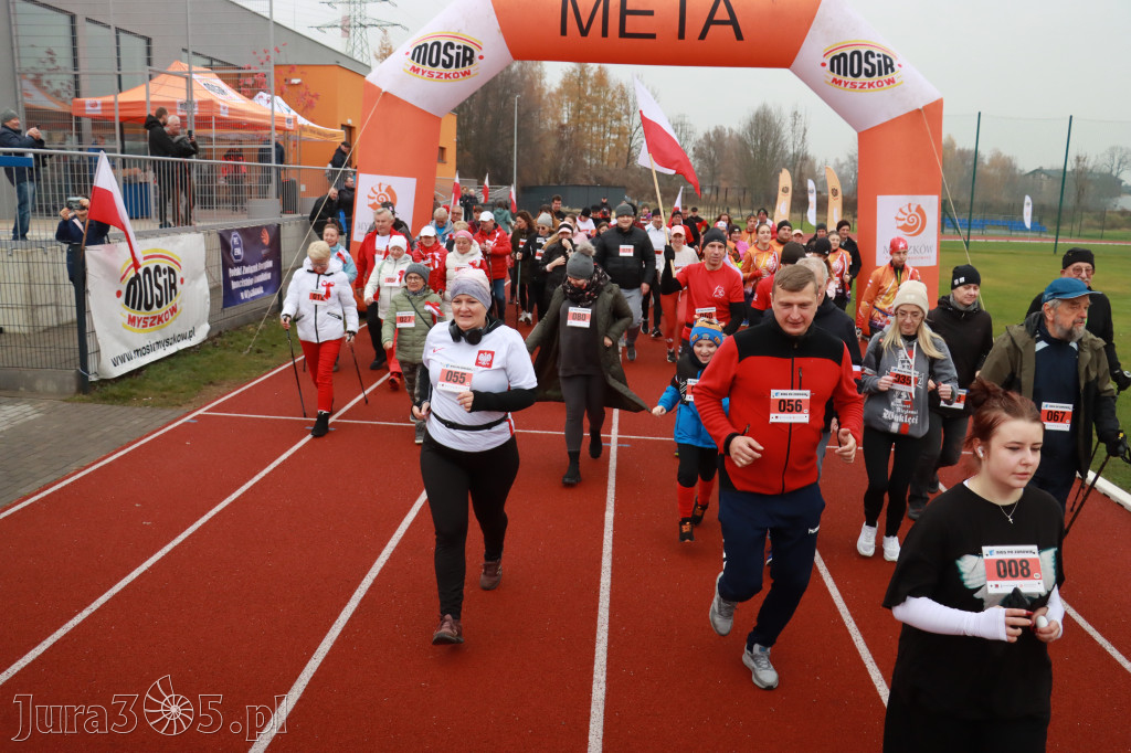 Fotorelacja: Bieg z okazji Dnia Niepodległości – Myszków 2025