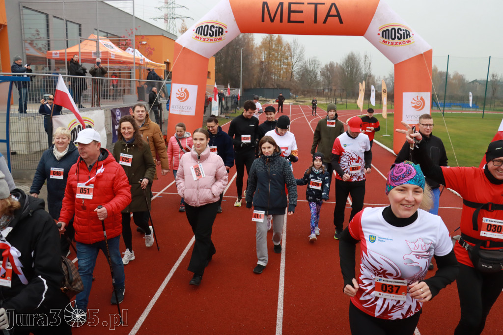 Fotorelacja: Bieg z okazji Dnia Niepodległości – Myszków 2025